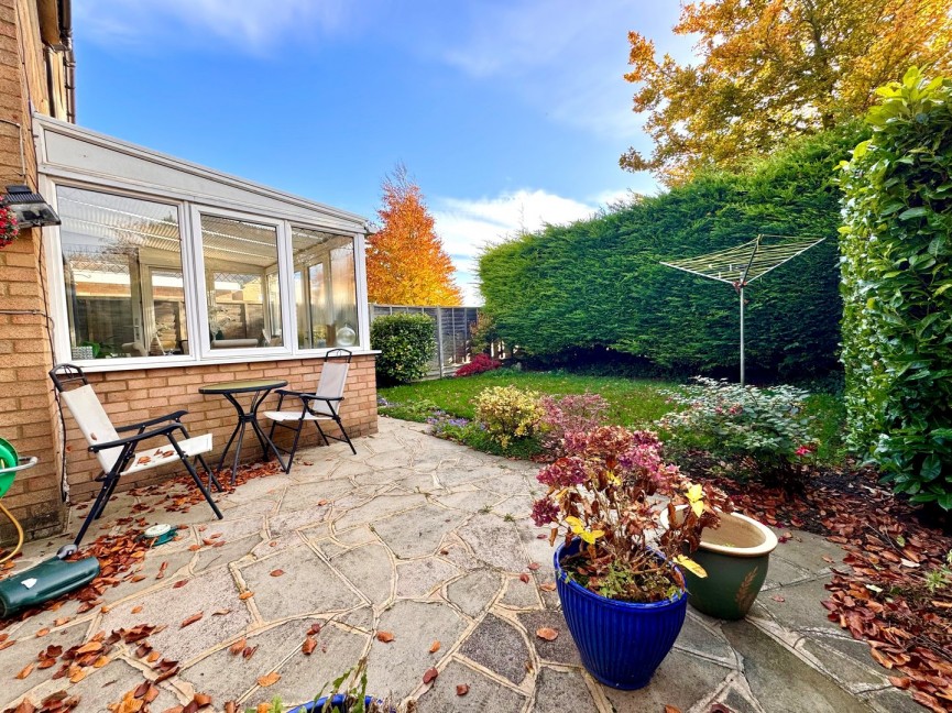 2 bedroom House for Sale Barley Rise, Baldock, Hertfordshire