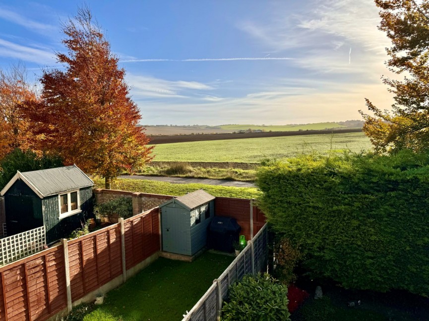 2 bedroom House for Sale Barley Rise, Baldock, Hertfordshire