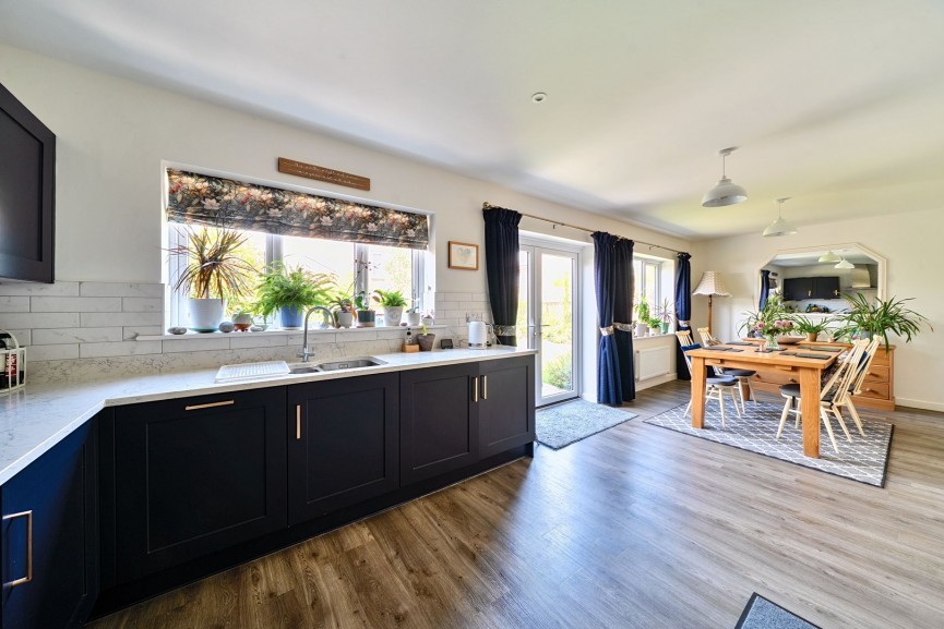 4 bedroom House for Sale Lower Stondon, Henlow, Bedfordshire