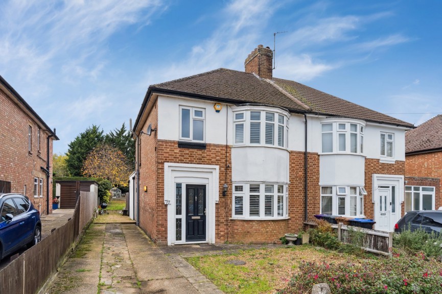 3 bedroom House for Sale Strathmore Avenue, Hitchin, Hertfordshire