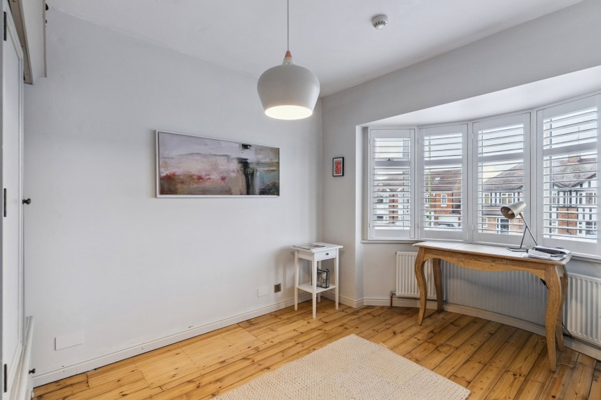 3 bedroom House for Sale Strathmore Avenue, Hitchin, Hertfordshire