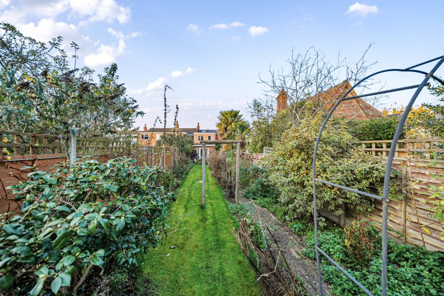 3 bedroom House for Sale Clifton Road, Shefford, Bedfordshire