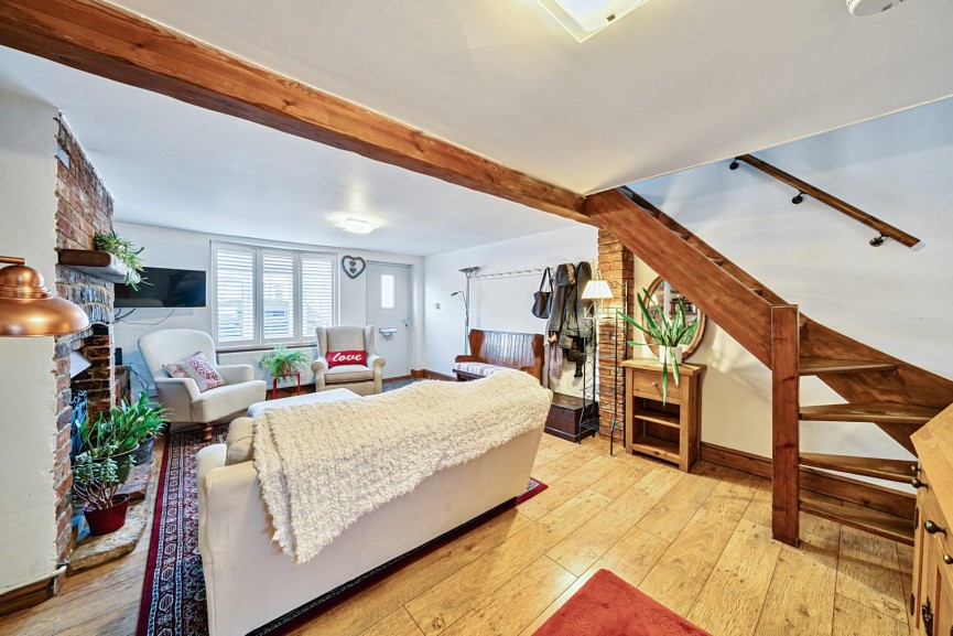 3 bedroom House for Sale Clifton Road, Shefford, Bedfordshire