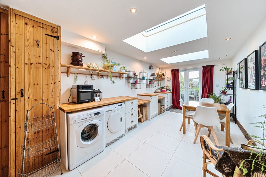 3 bedroom House for Sale Clifton Road, Shefford, Bedfordshire