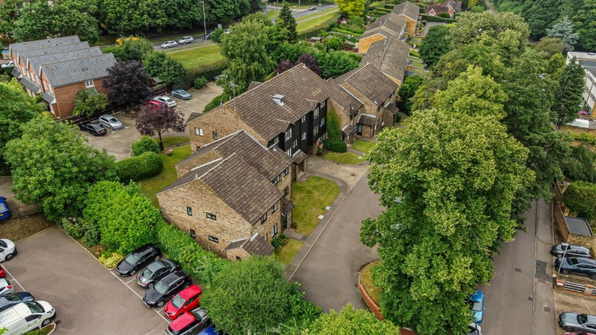 2 bedroom Flat for Sale Old Hertford Road, Hatfield, Hertfordshire