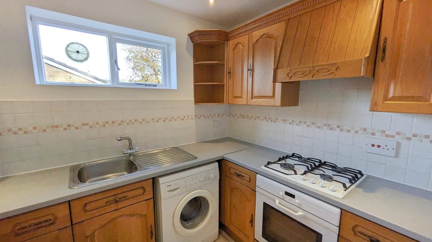 2 bedroom Flat for Sale Old Hertford Road, Hatfield, Hertfordshire