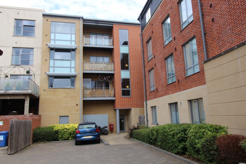1 bedroom Flat for Sale Portmill Lane, Hitchin, Hertfordshire