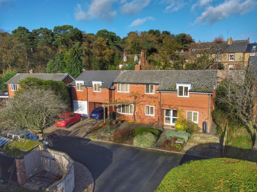 7 bedroom House for Sale Ampthill, Bedfordshire