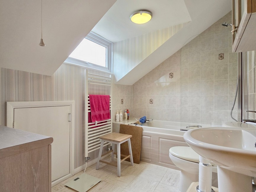 7 bedroom House for Sale Ampthill, Bedfordshire