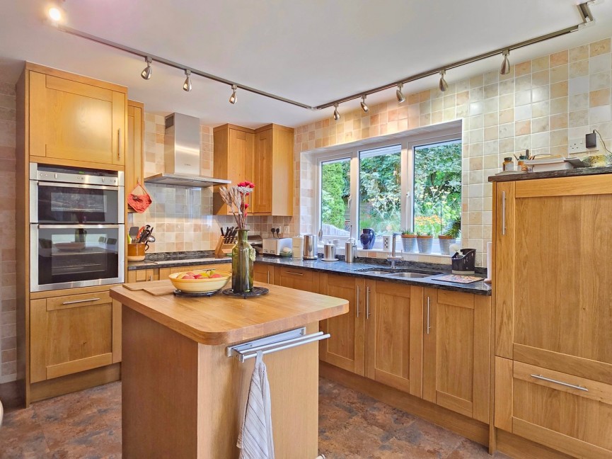 7 bedroom House for Sale Ampthill, Bedfordshire