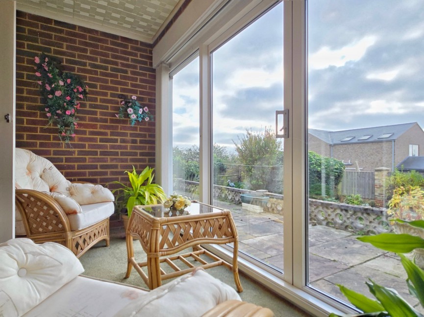 3 bedroom Bungalow for Sale Ampthill, Bedfordshire
