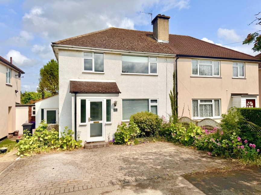 3 bedroom House for Sale The Leas, Baldock, Hertfordshire
