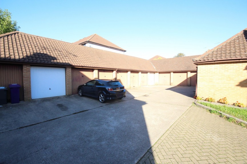 1 bedroom House for Sale Tabbs Close, Letchworth Garden City, Hertfordshire