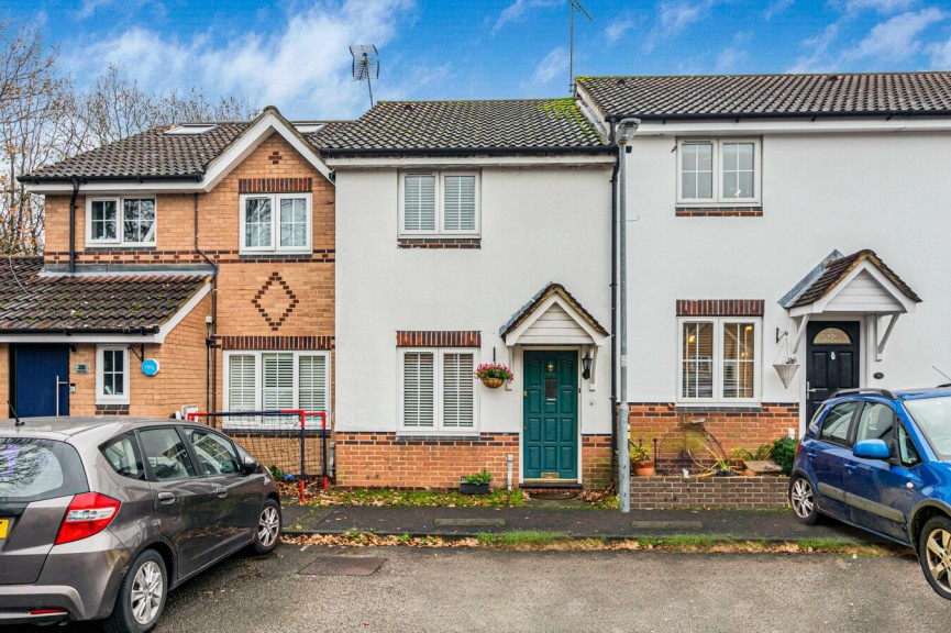 2 bedroom House for Sale Heyford Way, Hatfield, Hertfordshire