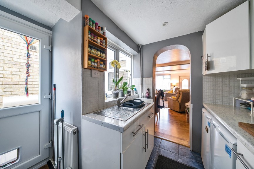 2 bedroom House for Sale High Street, Arlesey, Bedfordshire