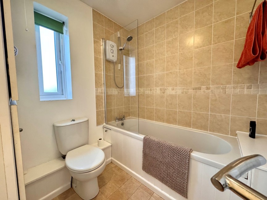 2 bedroom House for Sale Stane Street, Baldock, Hertfordshire