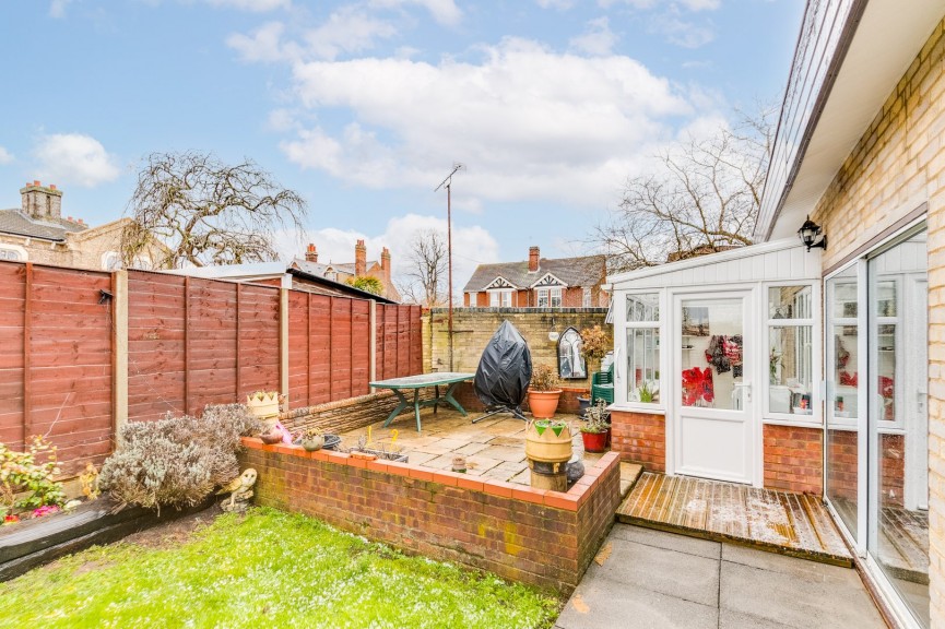 3 bedroom Bungalow for Sale Saffron Road, Biggleswade, Bedfordshire