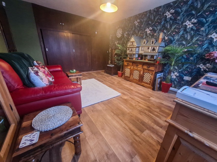 3 bedroom Bungalow for Sale Saffron Road, Biggleswade, Bedfordshire