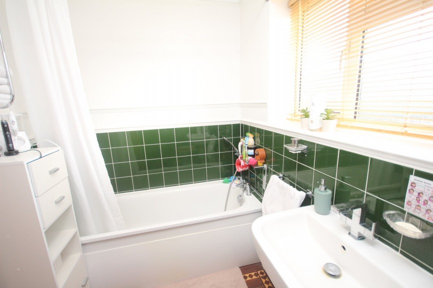 3 bedroom House for Sale Grange Road, Letchworth Garden City, Hertfordshire
