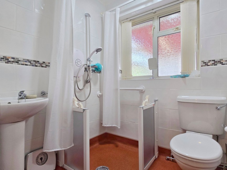 2 bedroom Bungalow for Sale Houghton Conquest, Bedfordshire