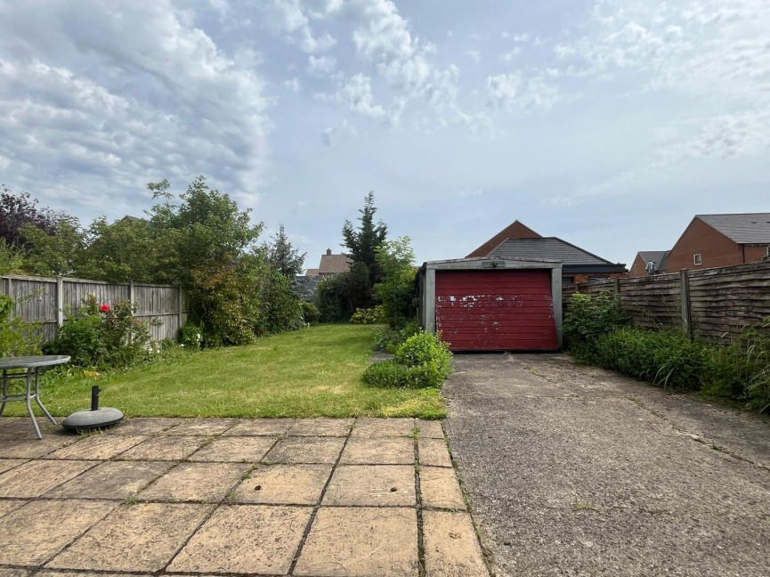 2 bedroom Bungalow for Sale Houghton Conquest, Bedfordshire