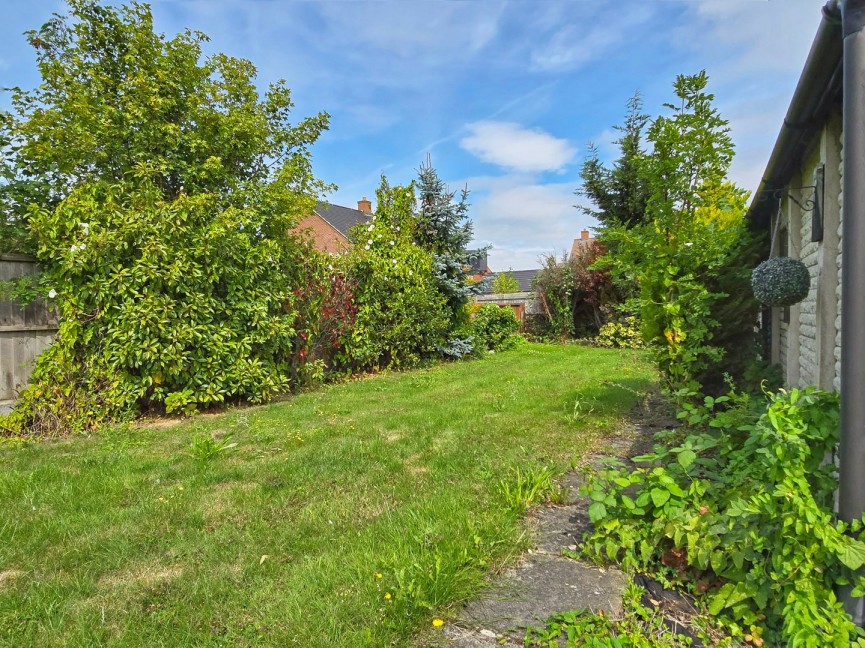 2 bedroom Bungalow for Sale Houghton Conquest, Bedfordshire
