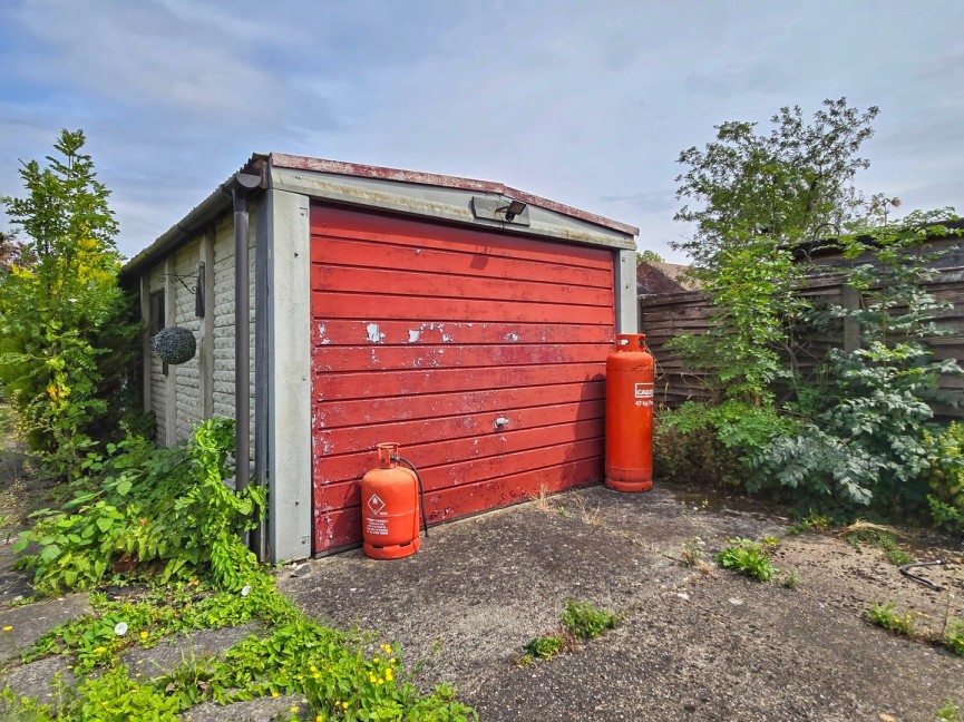 2 bedroom Bungalow for Sale Houghton Conquest, Bedfordshire