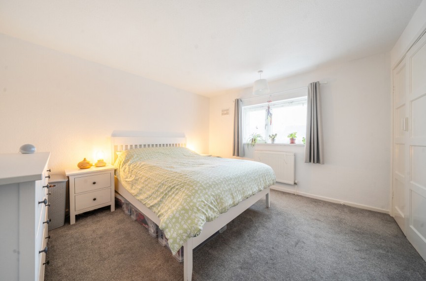3 bedroom House for Sale Spreckley Close, Henlow, Bedfordshire