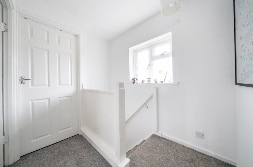 3 bedroom House for Sale Spreckley Close, Henlow, Bedfordshire