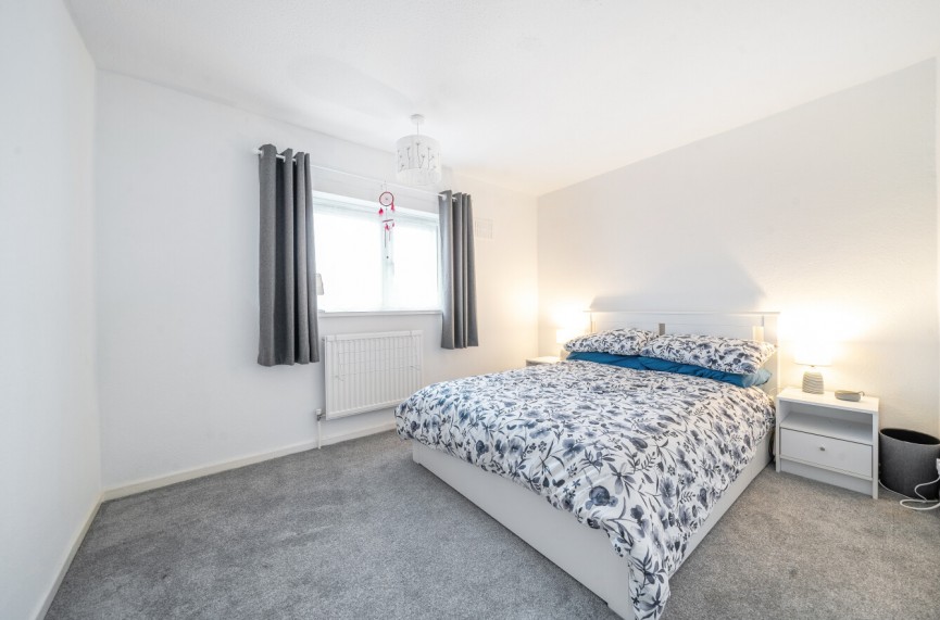 3 bedroom House for Sale Spreckley Close, Henlow, Bedfordshire