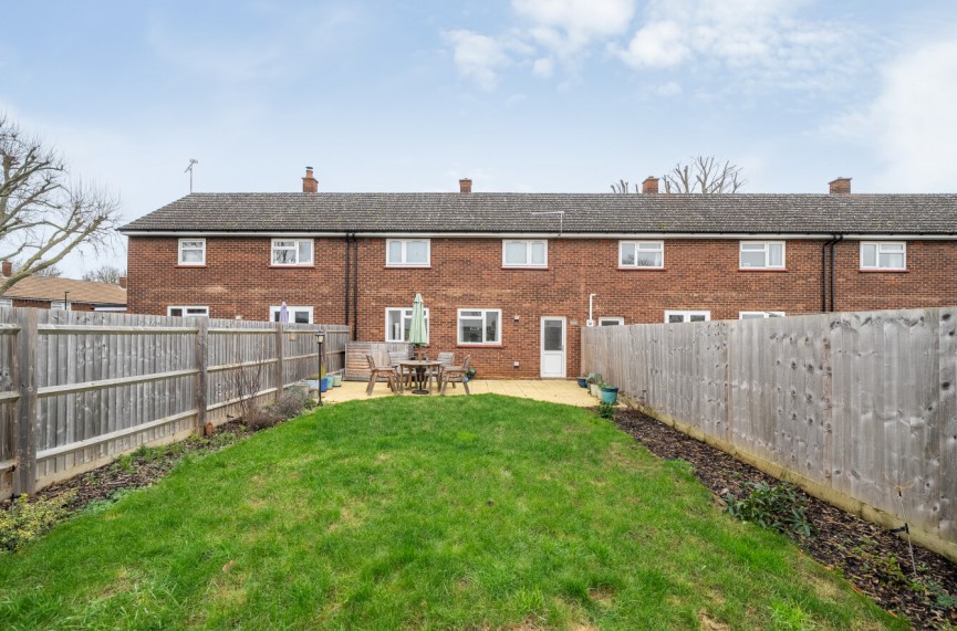 3 bedroom House for Sale Spreckley Close, Henlow, Bedfordshire