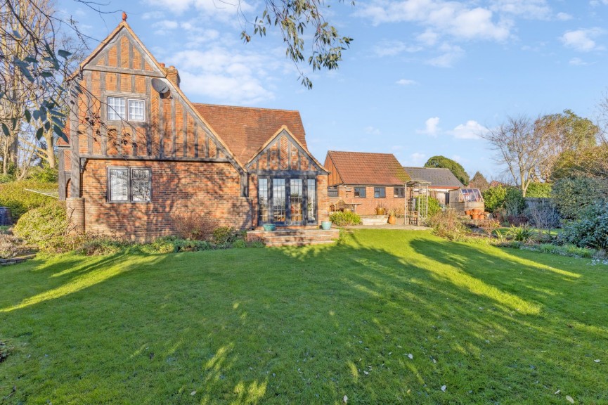 Whitehill Close, Hitchin, Hertfordshire