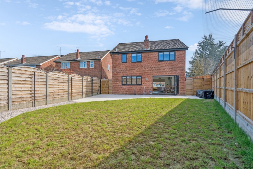Passingham Avenue, Hitchin, Hertfordshire