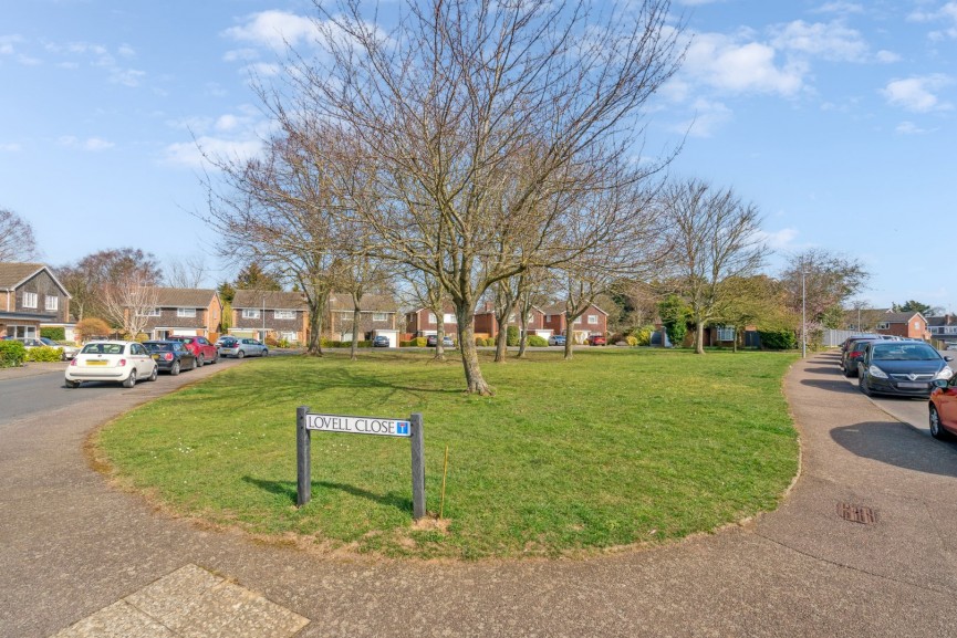 Passingham Avenue, Hitchin, Hertfordshire