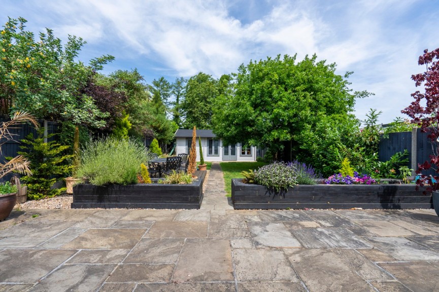 Periwinkle Lane, Hitchin, Hertfordshire