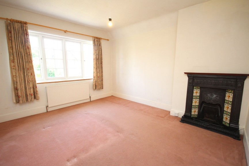 4 bedroom House for Sale Norton Way South, Letchworth Garden City, Hertfordshire