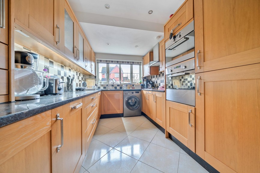 3 bedroom House for Sale Beaumont Road, Flitwick, Bedfordshire