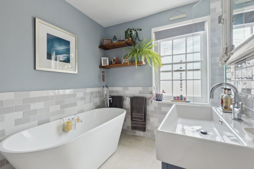 3 bedroom House for Sale Tilehouse Street, Hitchin, Hertfordshire