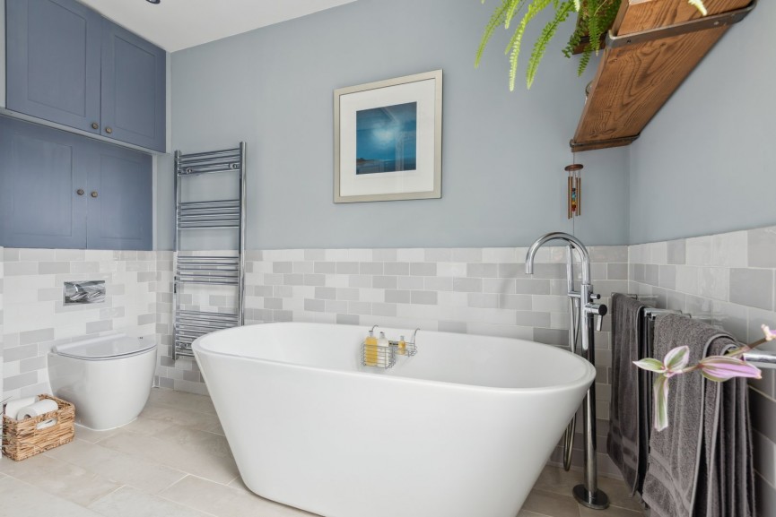 3 bedroom House for Sale Tilehouse Street, Hitchin, Hertfordshire