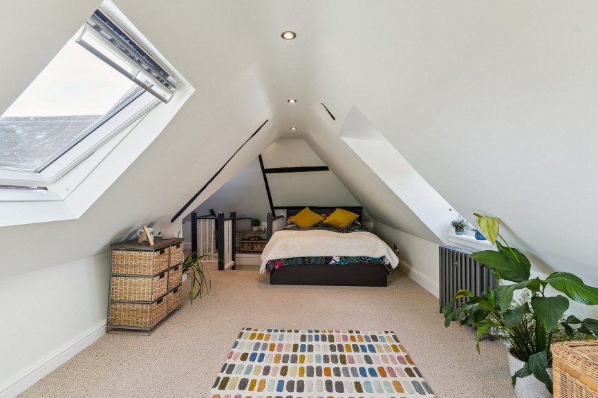 3 bedroom House for Sale Tilehouse Street, Hitchin, Hertfordshire