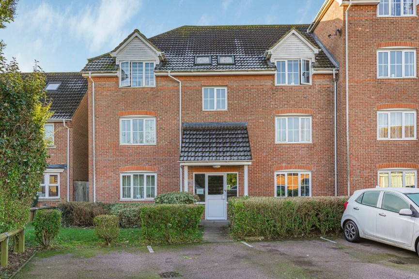 1 bedroom Flat for Sale Cornflower Way, Hatfield, Hertfordshire