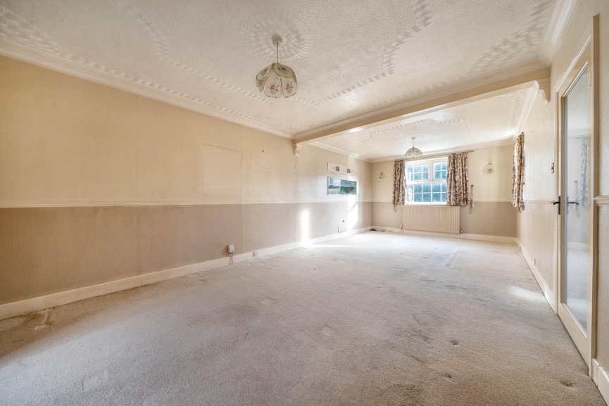 3 bedroom House for Sale High Street, Westoning, Bedfordshire