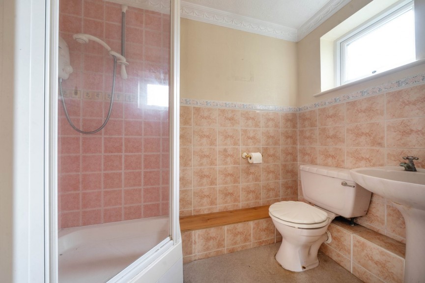 3 bedroom House for Sale High Street, Westoning, Bedfordshire
