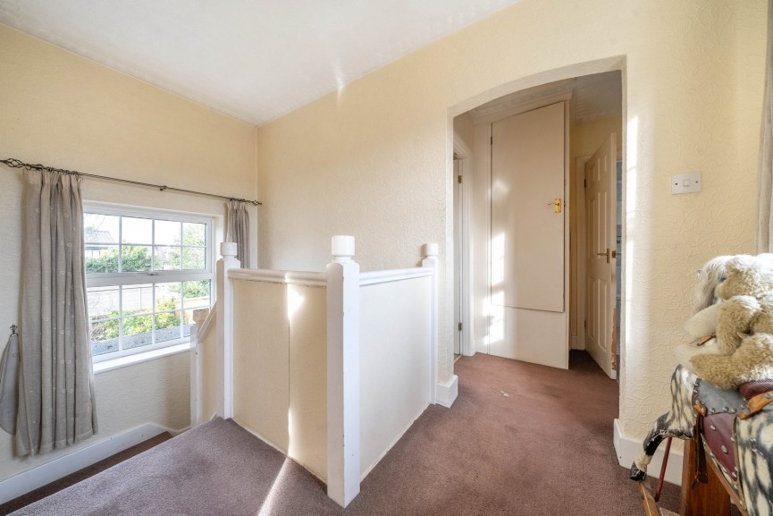 3 bedroom House for Sale High Street, Westoning, Bedfordshire