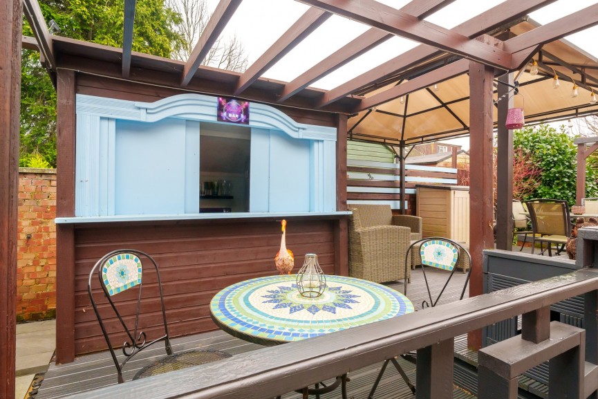 3 bedroom Bungalow for Sale Stotfold, Hitchin, Bedfordshire