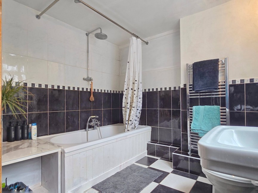 2 bedroom House for Sale Ampthill, Bedfordshire