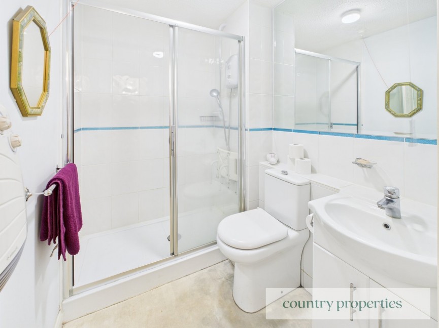 1 bedroom Flat for Sale Barnside Court, Welwyn Garden City, Hertfordshire