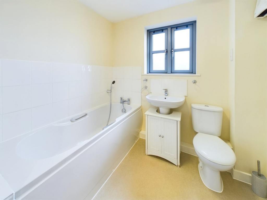Coopers Yard, Hitchin, Hertfordshire