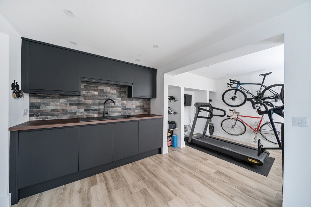 Millstream Court, Shefford, Bedfordshire