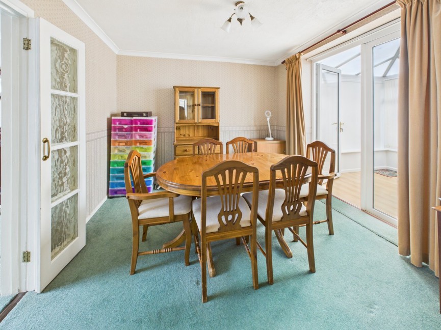 3 bedroom House for Sale Chilvers Bank, Baldock, Hertfordshire